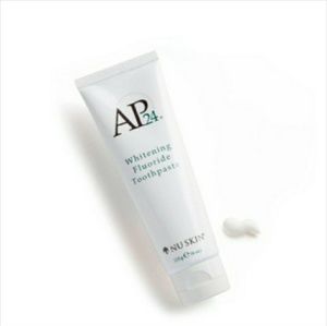 Whitening toothpaste